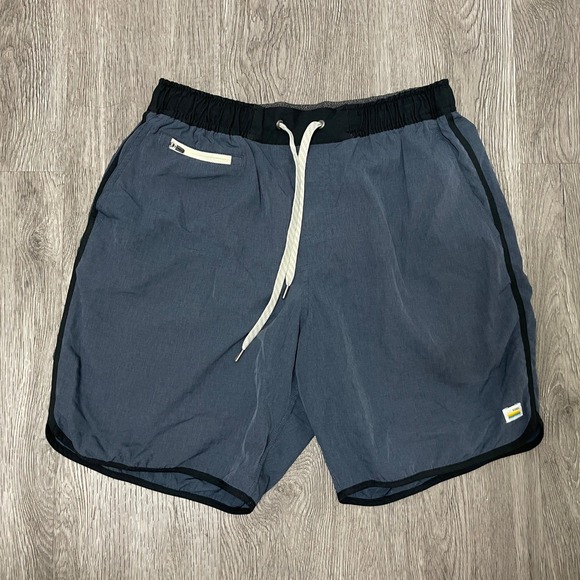 Vuori Other - Vuori Banks Shorts Mens Medium Blue Grey Athletic Training Board Shorts V330